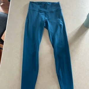 Lululemon Wunder Train High-Rise Tight 28”